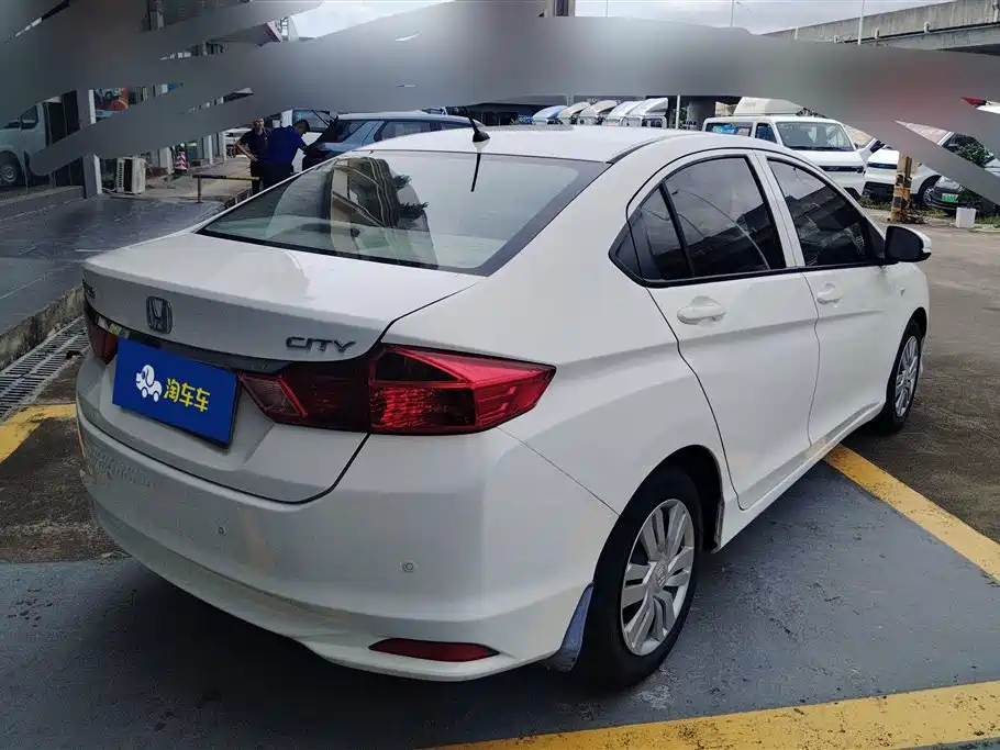 City 1.5 L CVT Comfort