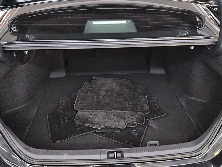 Camry Dual Engine 2.5 HG Luxury