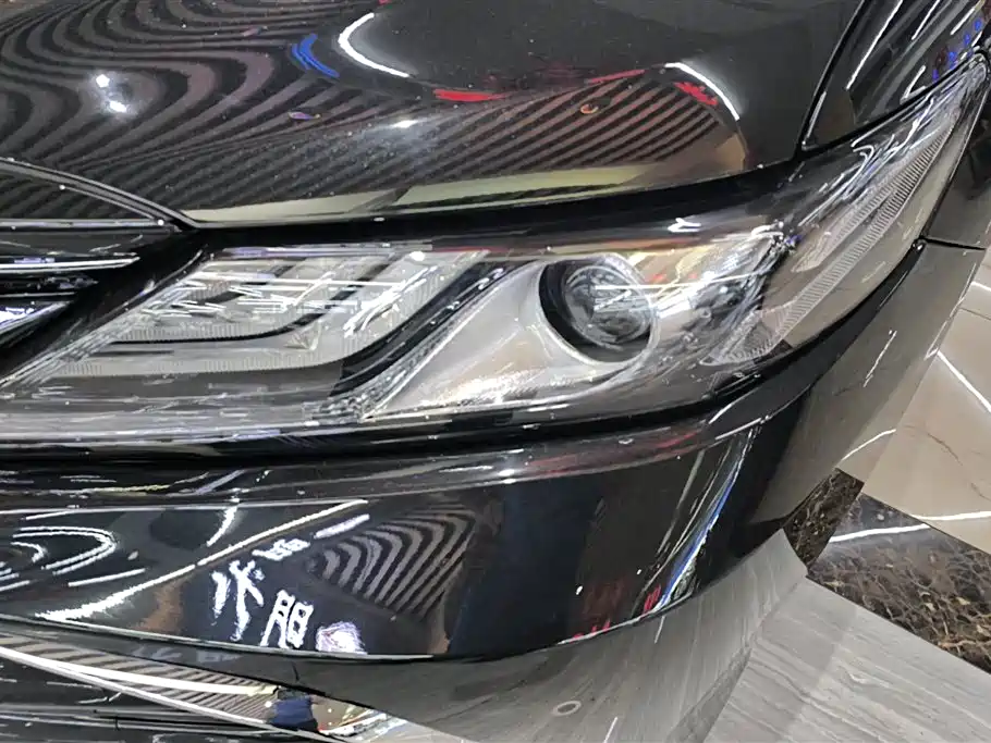 Camry Dual Engine 2.5 HG Luxury
