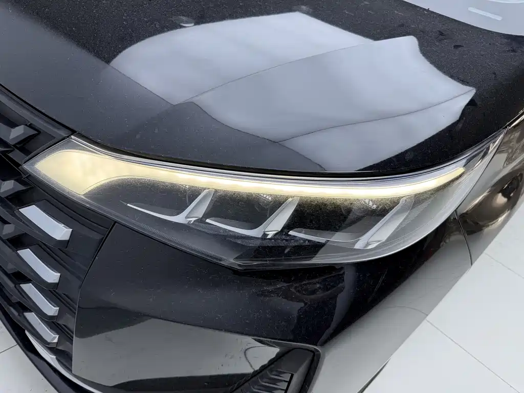 GAC Trumpchi M6 PRO 270 T Auto Premium