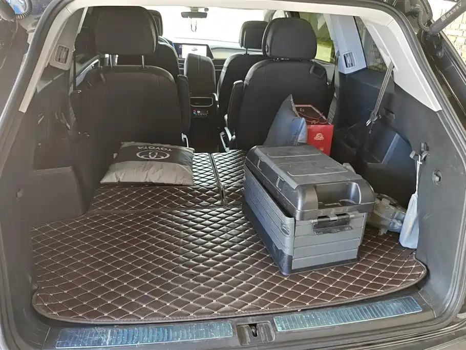 Talagon 530 TSI 4 WD Flagship Victory Realm Pro 6-seat