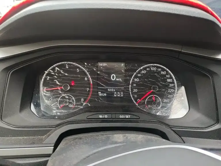 Volkswagen Polo Plus 1.5 L Auto Panoramic Pleasure