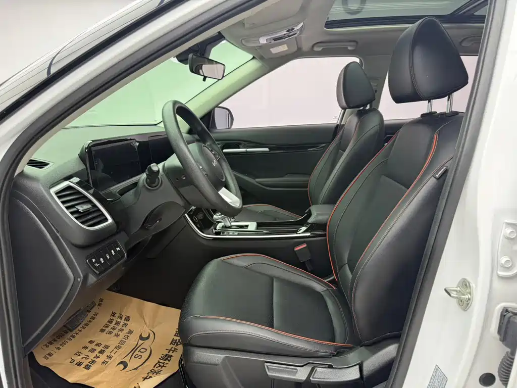 Seltos 1.5 L CVT Luxury