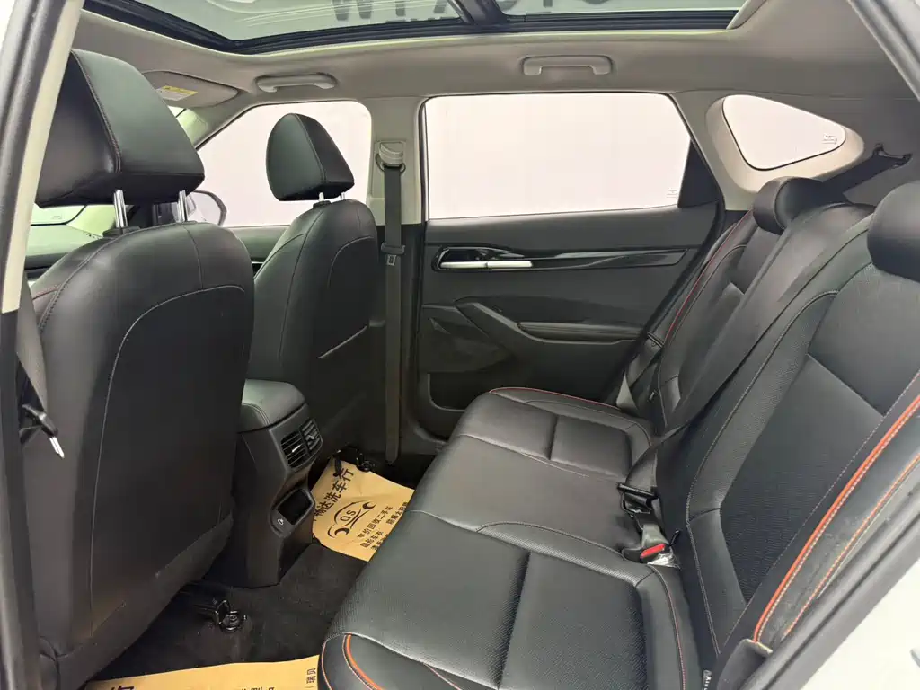 Seltos 1.5 L CVT Luxury
