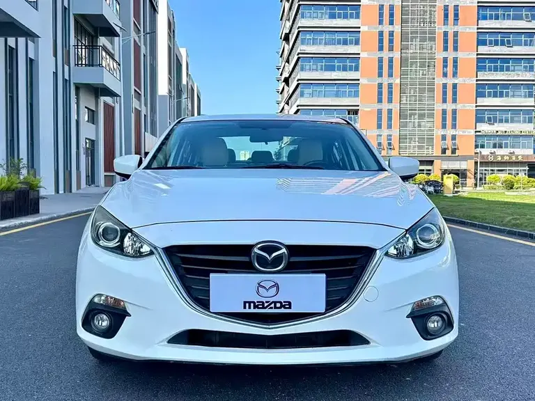 Mazda 3 Axela Sedan 2.0 L Auto Sport