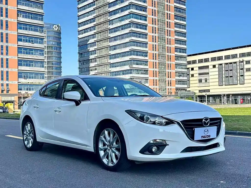 Mazda 3 Axela Sedan 2.0 L Auto Sport