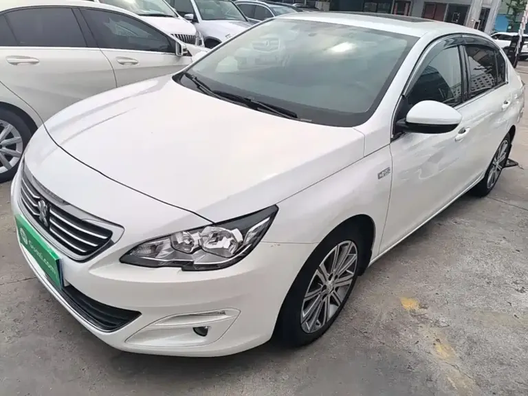 Peugeot 408 1.6 T Auto Luxury