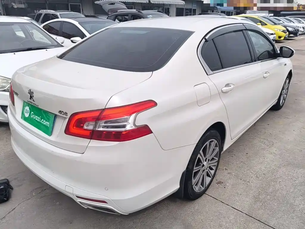 Peugeot 408 1.6 T Auto Luxury