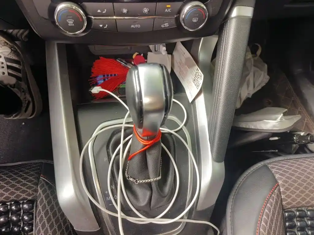 Kadjar 2.0 L 2 WD Leading