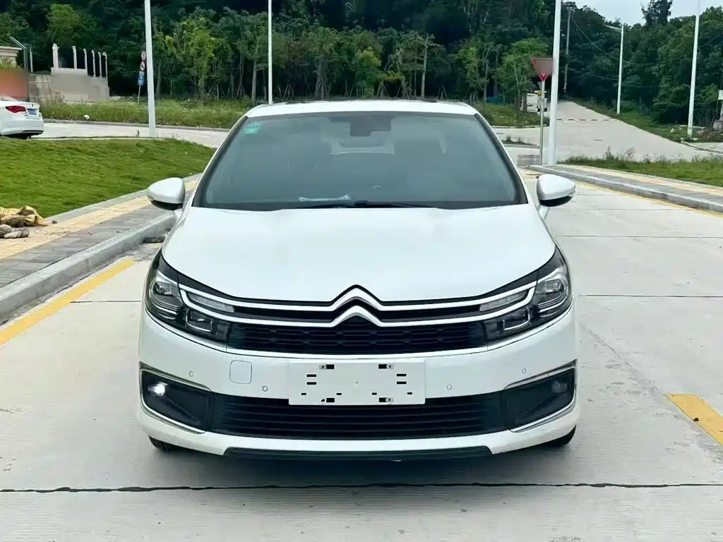 Citroen C4 L 1.2 T Auto Elite