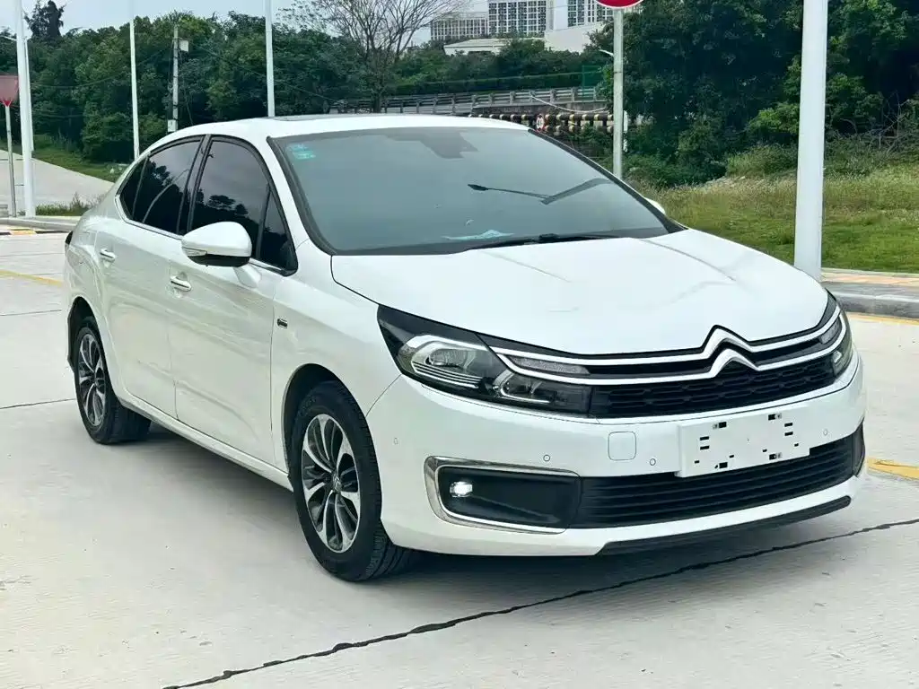 Citroen C4 L 1.2 T Auto Elite