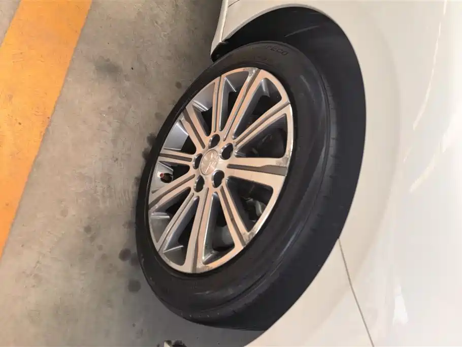 Peugeot 408 1.6 T Auto Luxury
