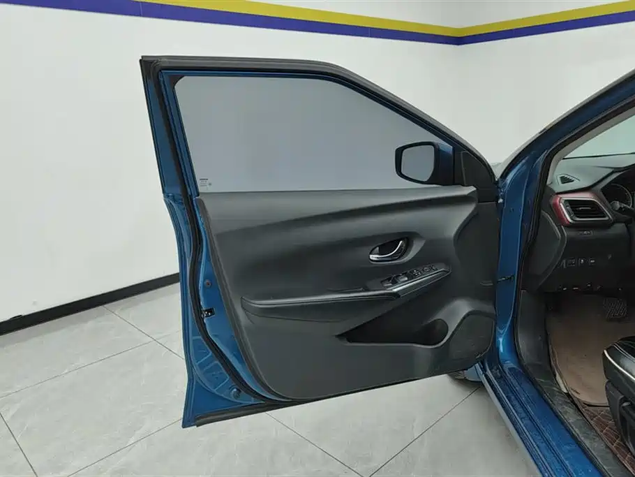 Lannia 1.6 L CVT Connected Smart Cool CN-V