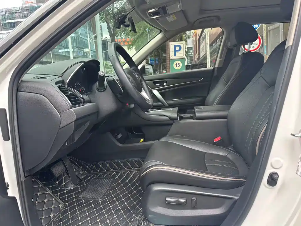 Avancier 240 TURBO 2 WD Smart Enjoyment