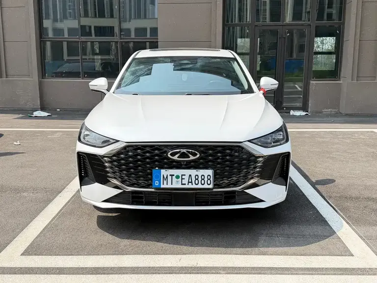 Chery Arrizo 8 PRO 1.6 T DCT Luxury +