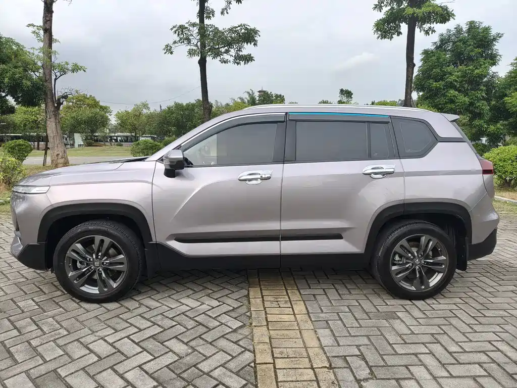 Baojun RS-5 1.5 T CVT Intelligent Drive Control Luxury CN-VI