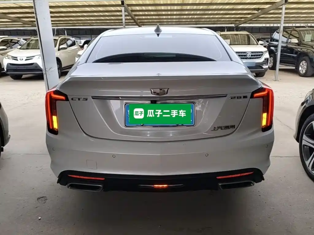 Cadillac CT5 28 T Luxury (Standard)