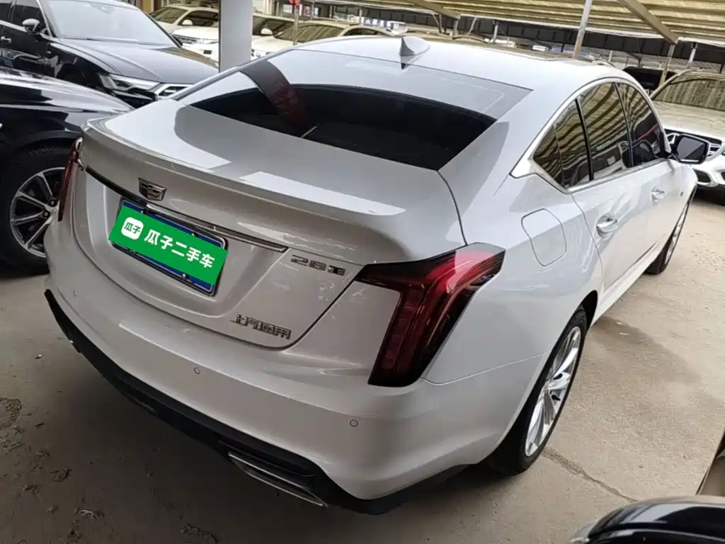 Cadillac CT5 28 T Luxury (Standard)