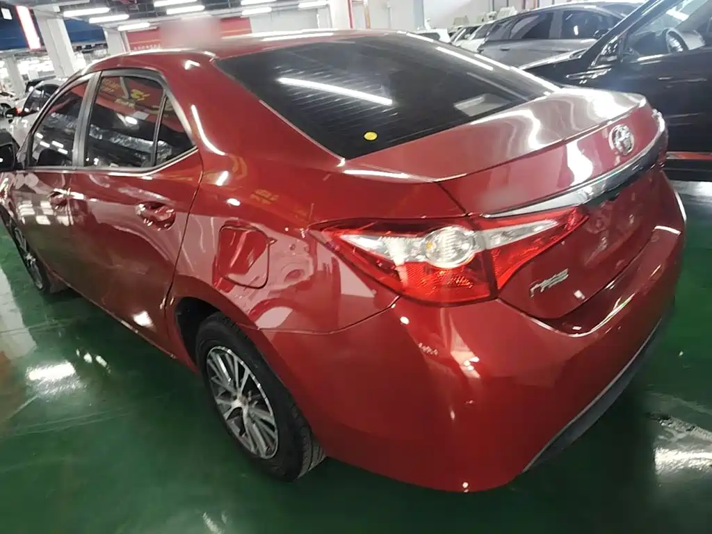 Levin 1.6 G CVT Elite