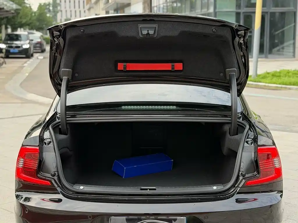 Volvo S90 B5 Smart Ease Luxury