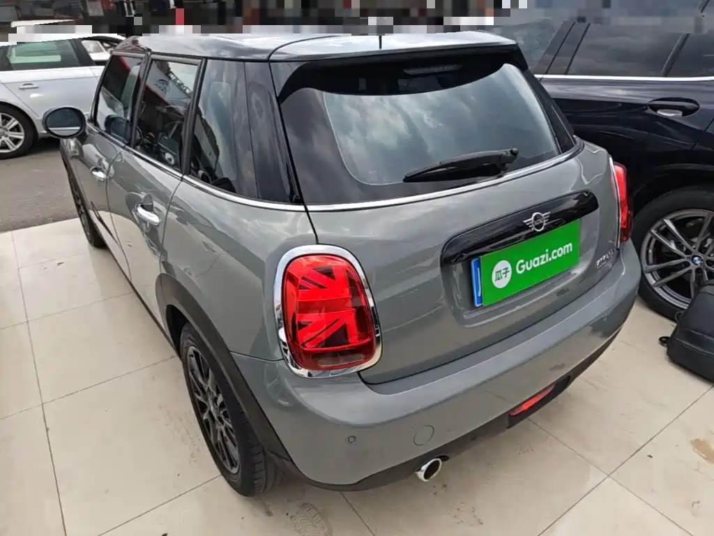 MINI 1.5 T ONE 5-door