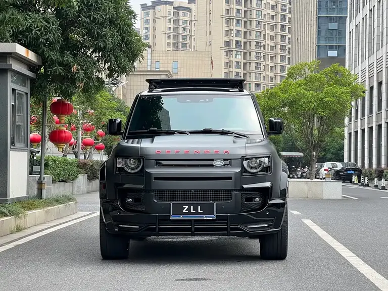 Land Rover Defender 110 3.0 T P400 X-DYNAMIC HSE