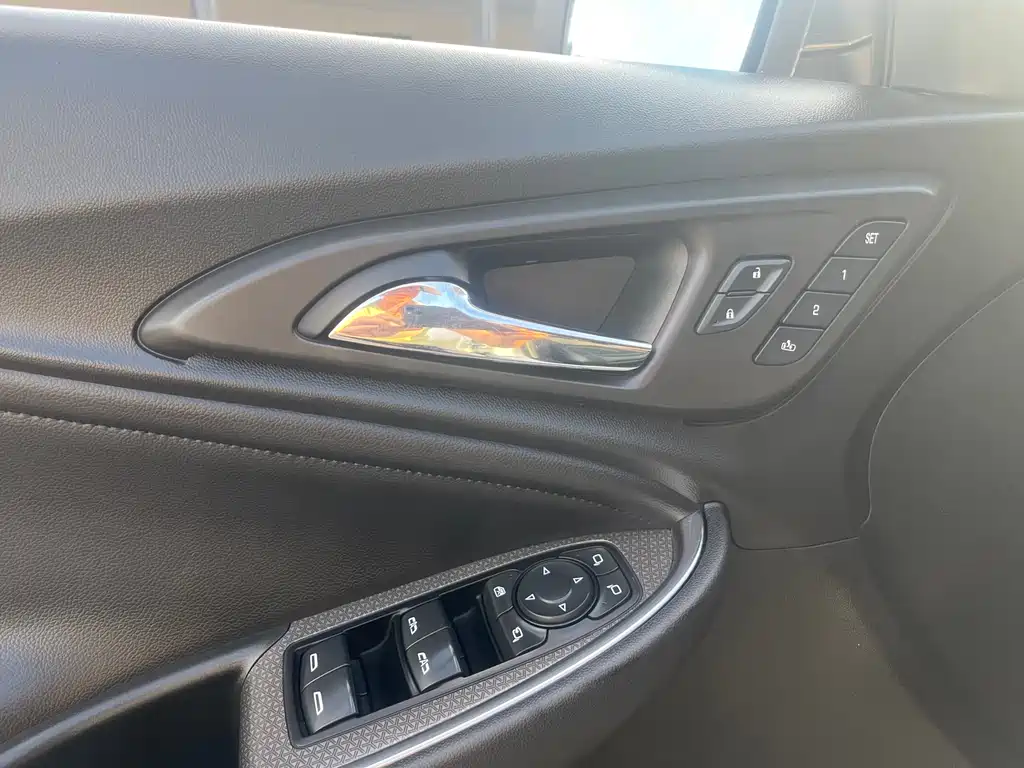 Malibu XL 迈锐宝XL 2017款 1.5 T 双离合锐耀版