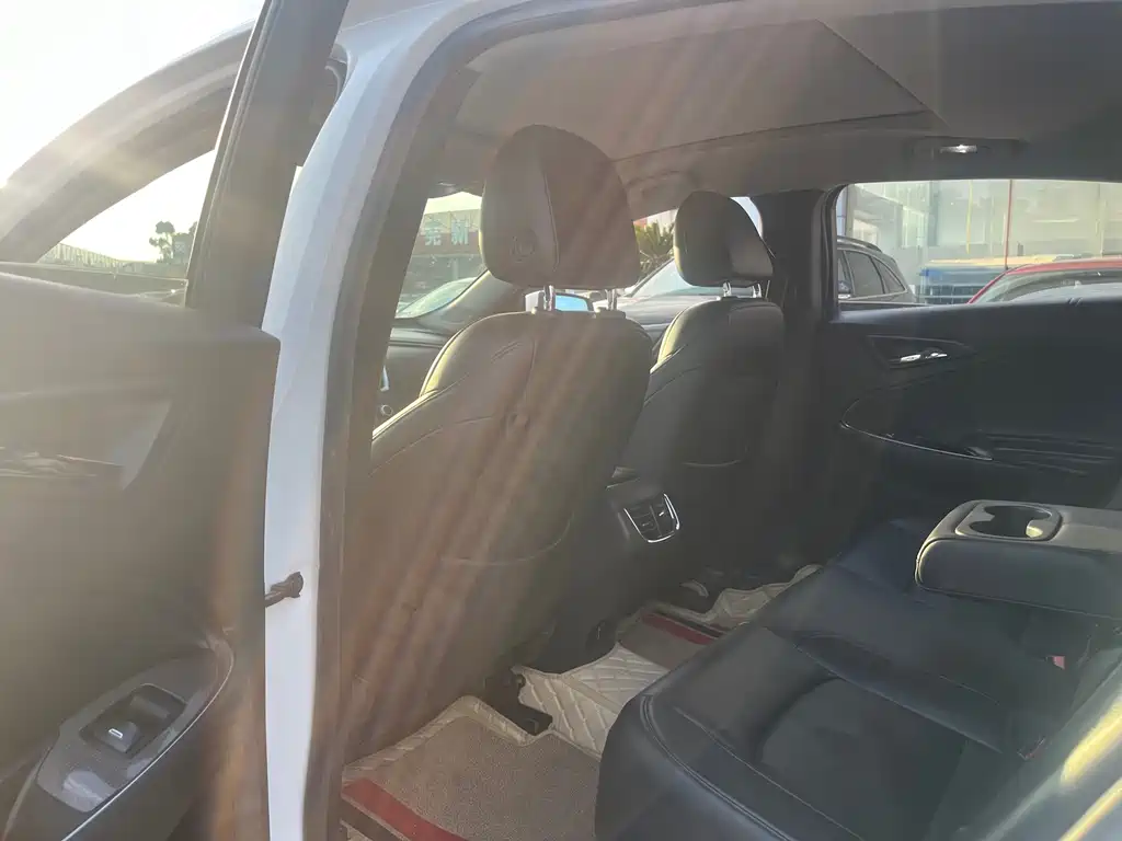 Malibu XL 迈锐宝XL 2017款 1.5 T 双离合锐耀版