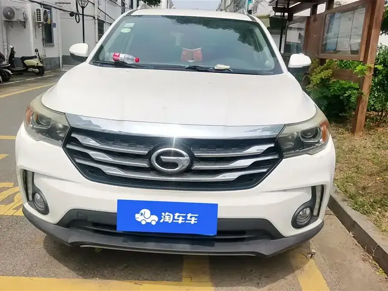 GAC Trumpchi GS4 235 T G-DCT Luxury