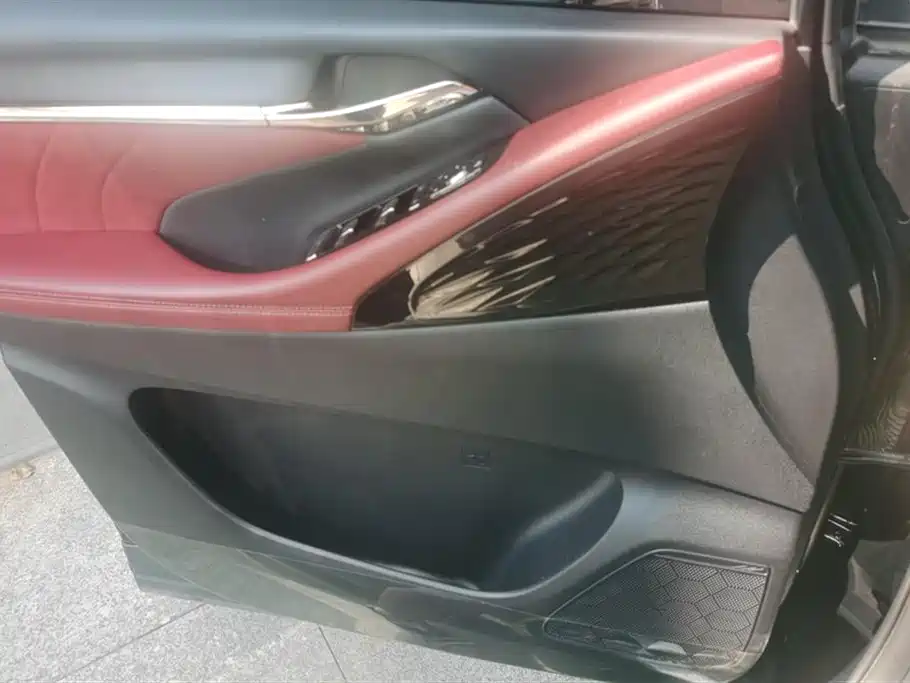 GAC Trumpchi M8 Grandmaster Series 400 T Supreme