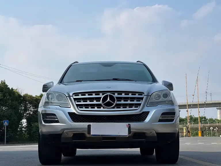 Mercedes-Benz M-Class ML 300 4 MATIC