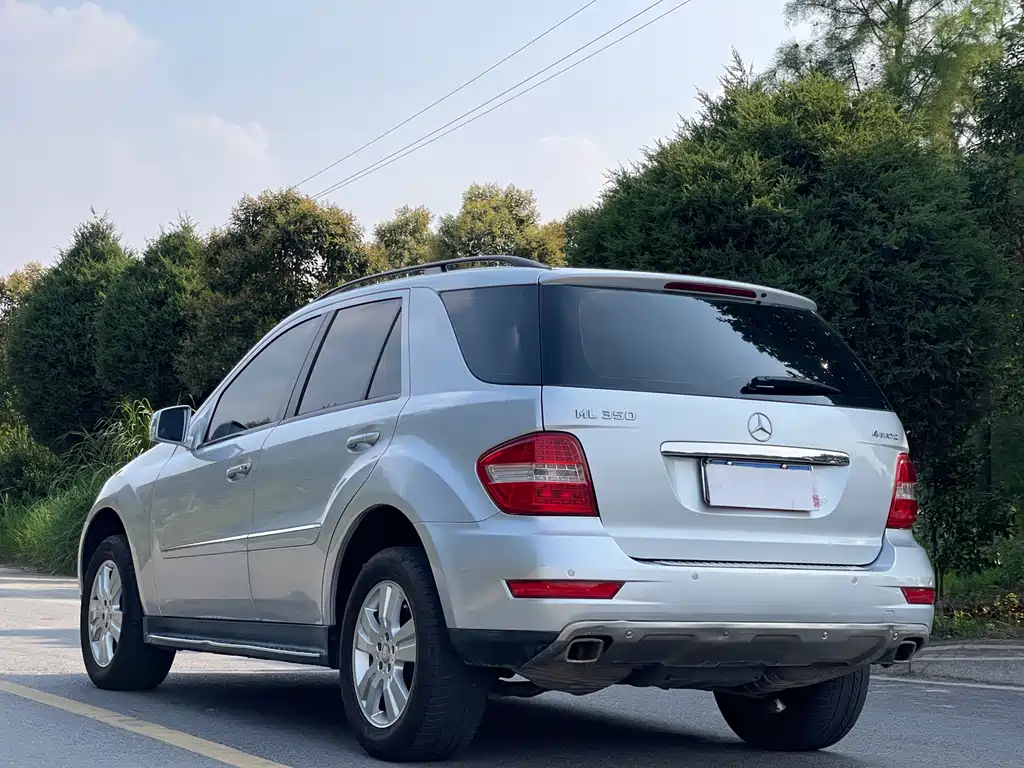Mercedes-Benz M-Class ML 300 4 MATIC