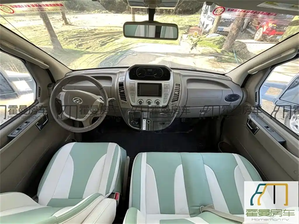 Maxus V80 RV 上汽大通MAXUS V80 C型房车 2017款 2.5 T 柴油版