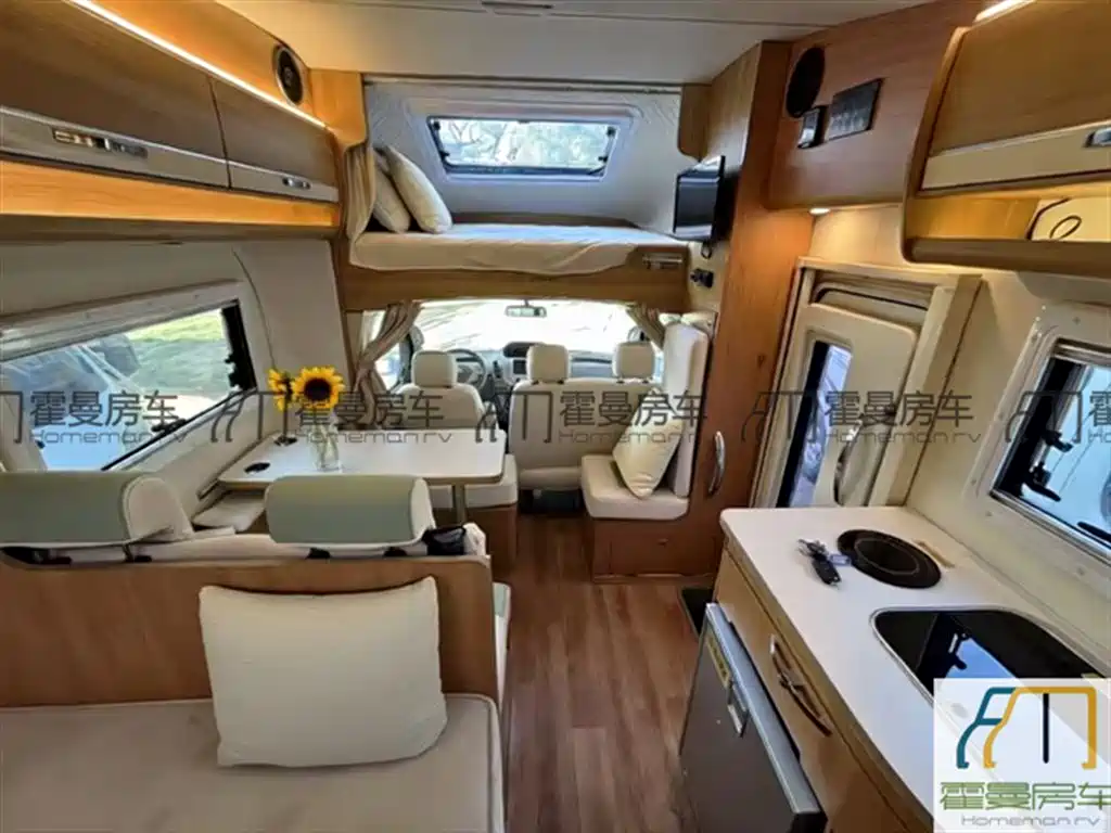 Maxus V80 RV 上汽大通MAXUS V80 C型房车 2017款 2.5 T 柴油版