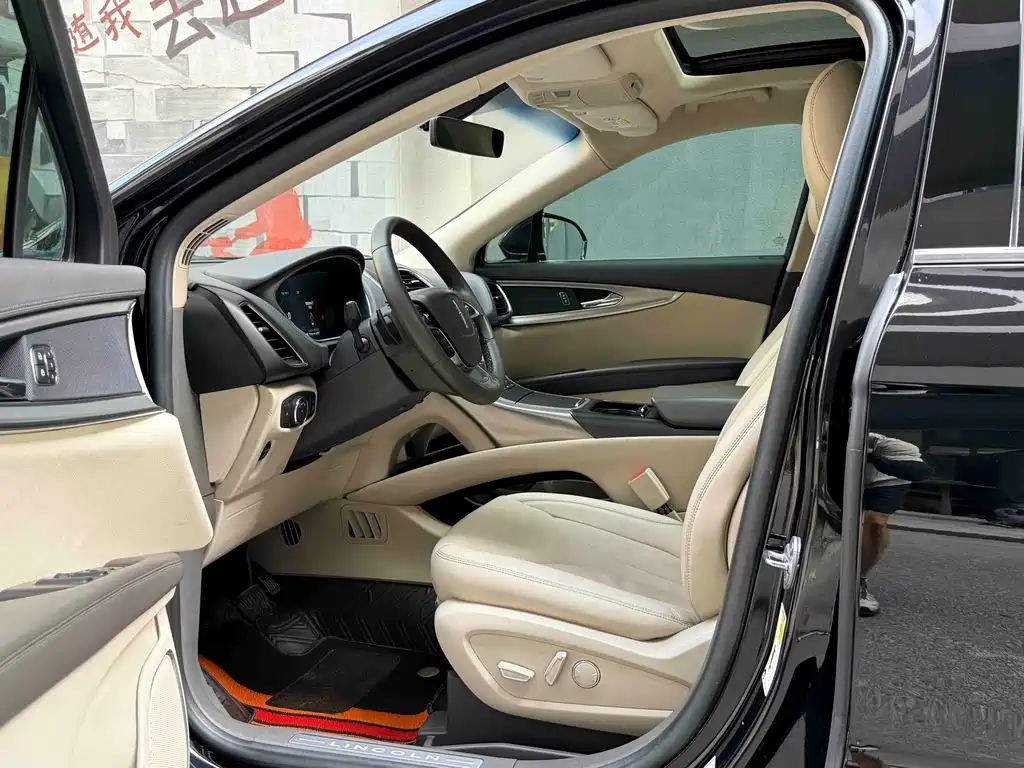 Nautilus (Import) 2.0 T 2 WD Premium CN-V