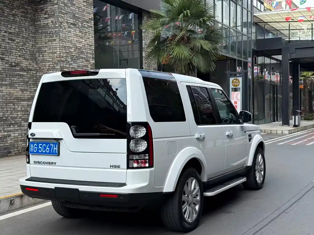 Discovery 3.0 SDV6 HSE Diesel