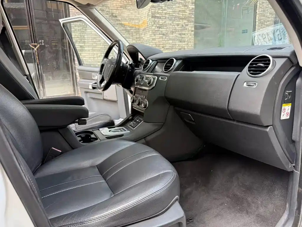 Discovery 3.0 SDV6 HSE Diesel