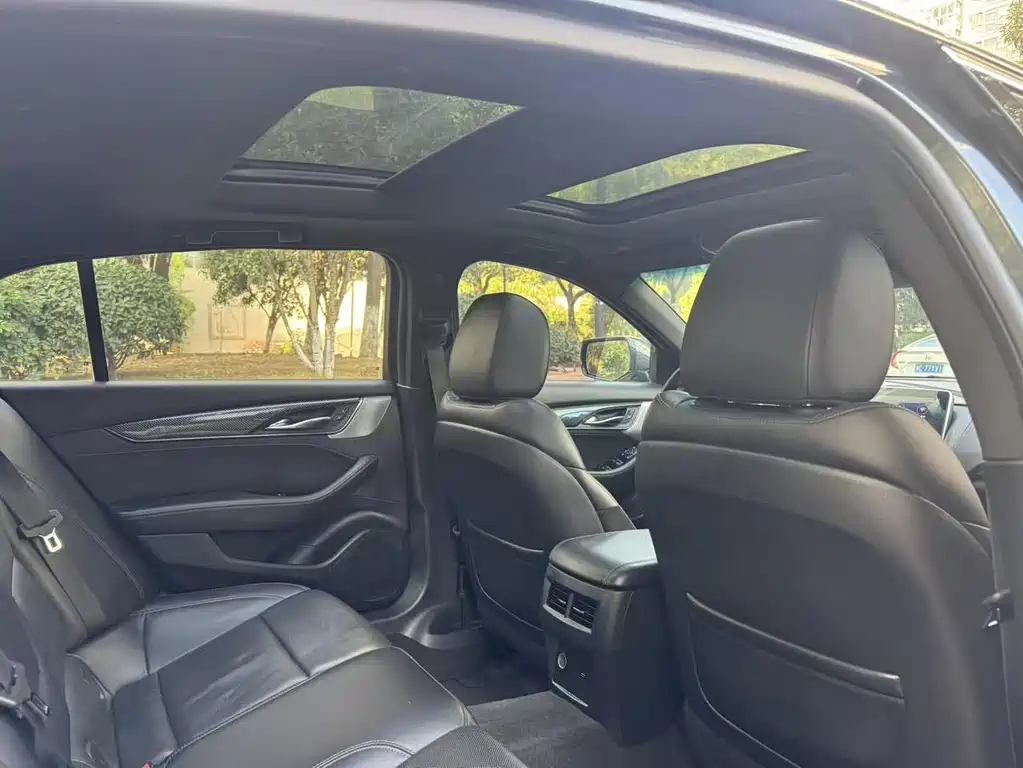 Cadillac CT5 28 T Luxury