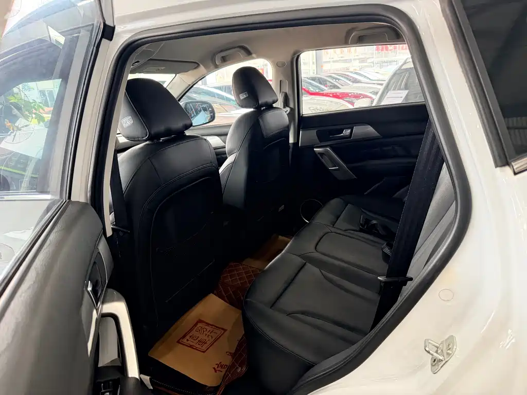 Haval H2 哈弗H2 2016款 红标 1.5 T 手动两驱精英型