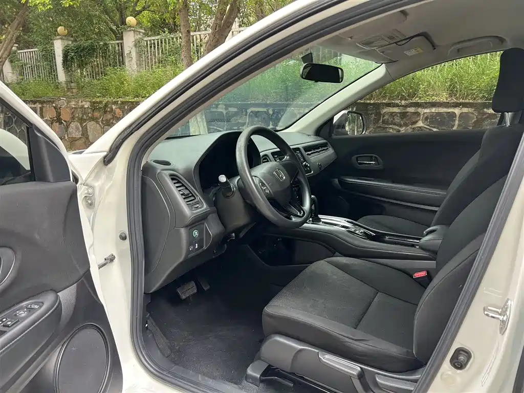 Vezel 1.5 L CVT 2 WD Comfort