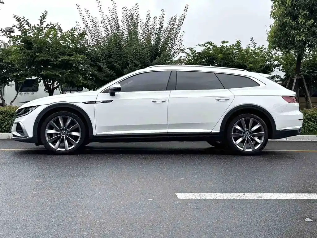 VW CC Shooting Brake 380 TSI Heart Hunter