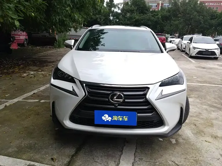 Lexus NX 200 t AWD Sharp Style