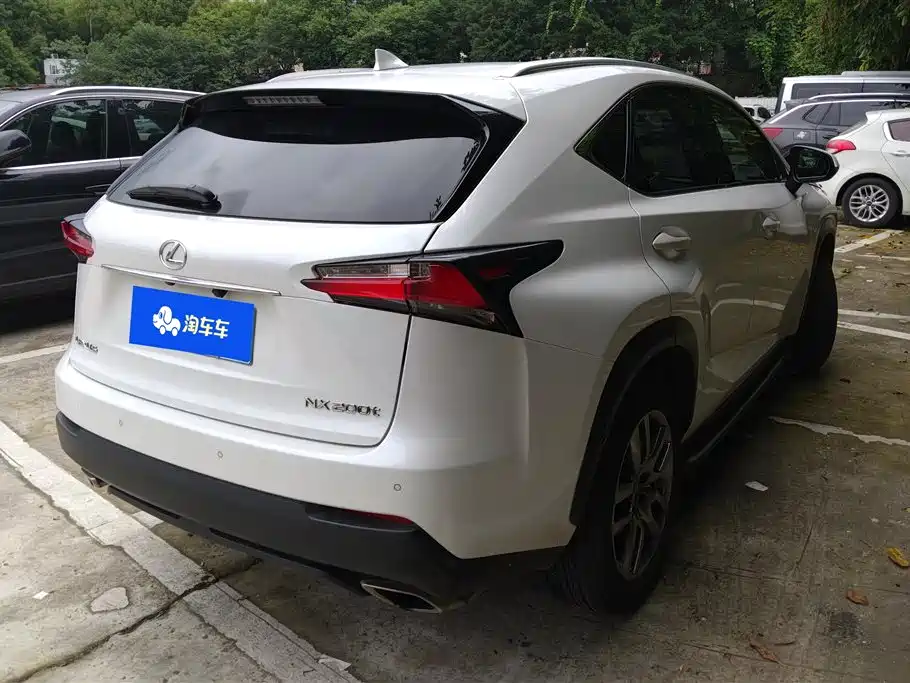 Lexus NX 200 t AWD Sharp Style