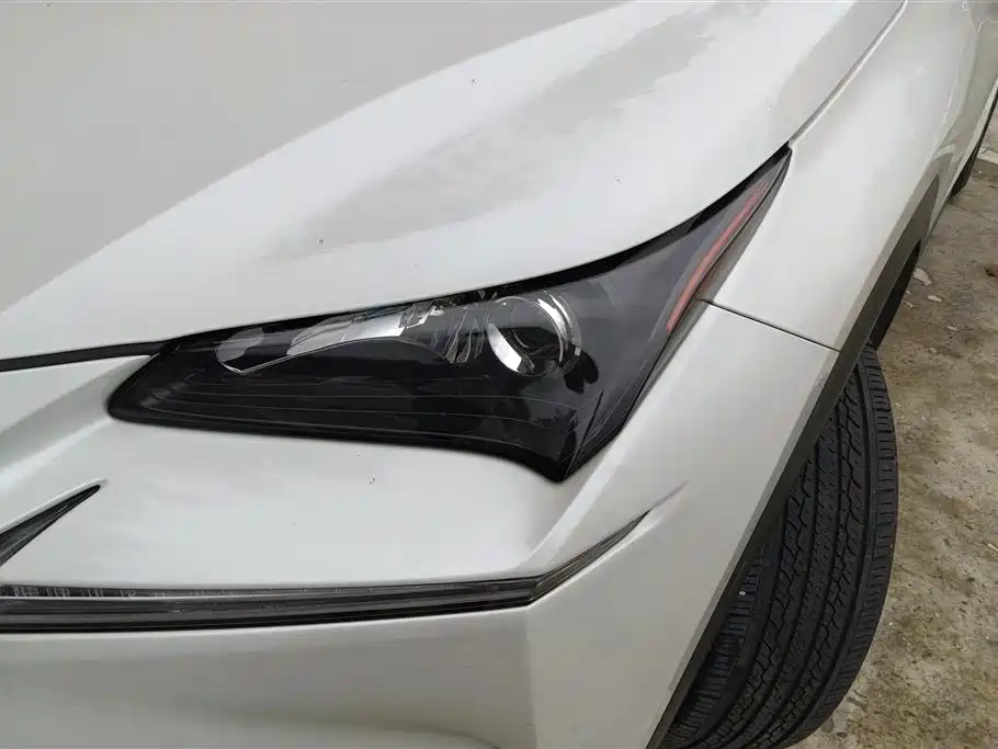 Lexus NX 200 t AWD Sharp Style