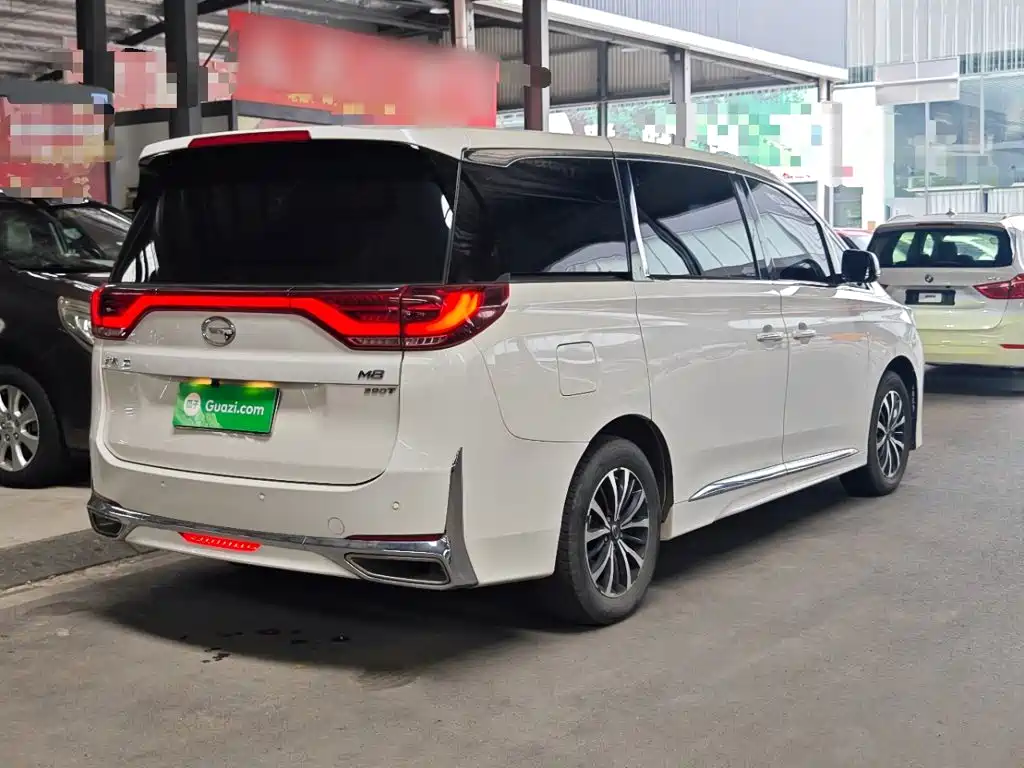 GAC Trumpchi M8 Leading Show Series 390 T Luxury