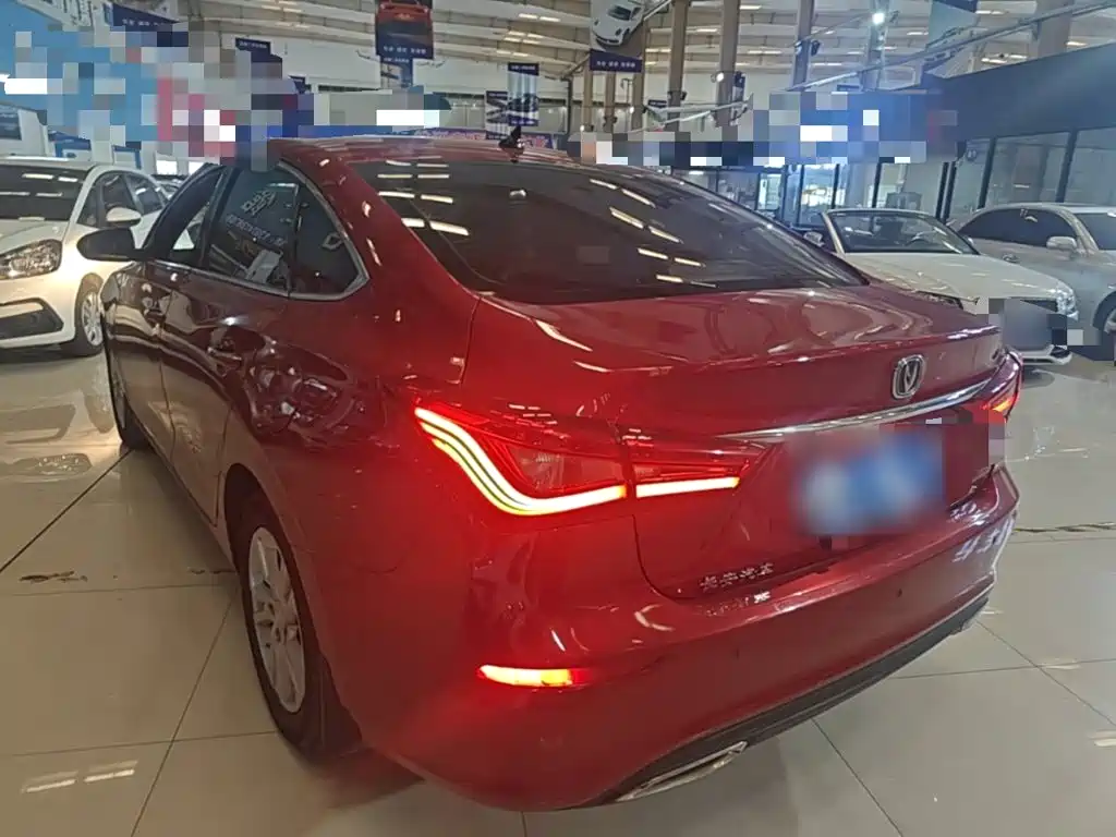 Eado Blue Whale 280 T GDI DCT Power Speed