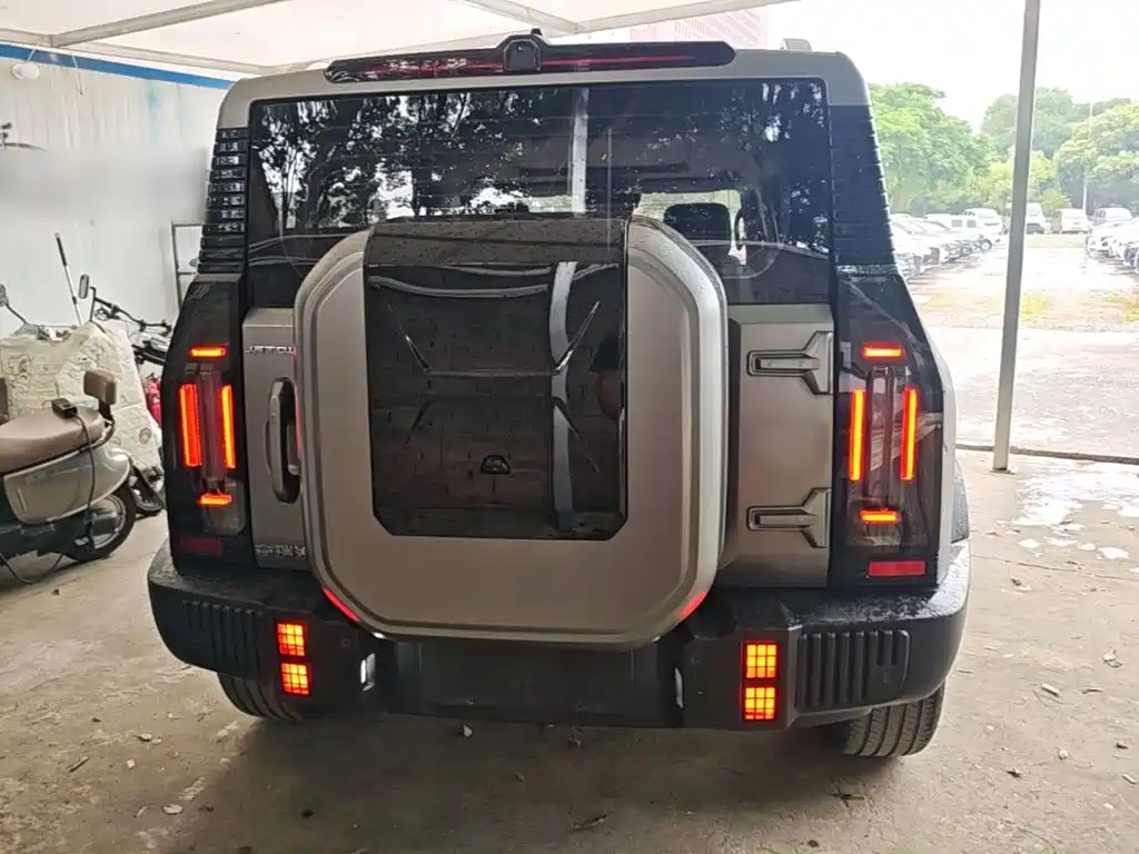 Jetour Traveller 2.0 T 4 WD Cross PRO+