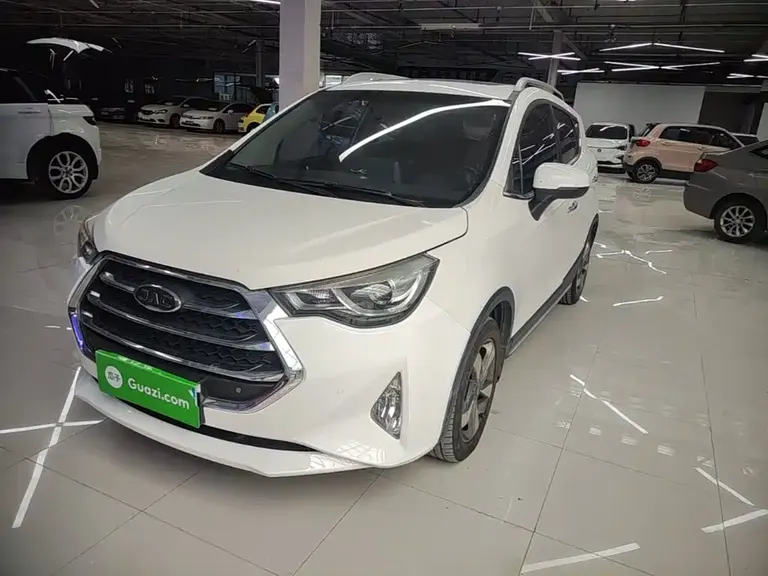JAC Refine S3 1.6 L CVT Luxury Smart