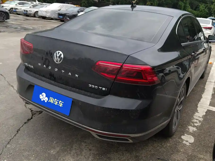 Magotan 330 TSI DSG Leading