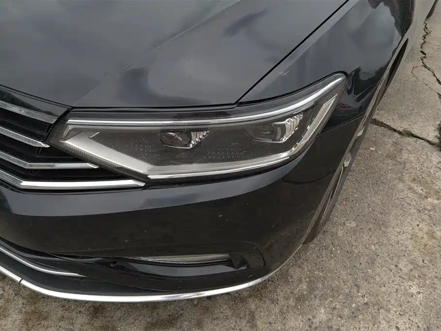 Magotan 330 TSI DSG Leading